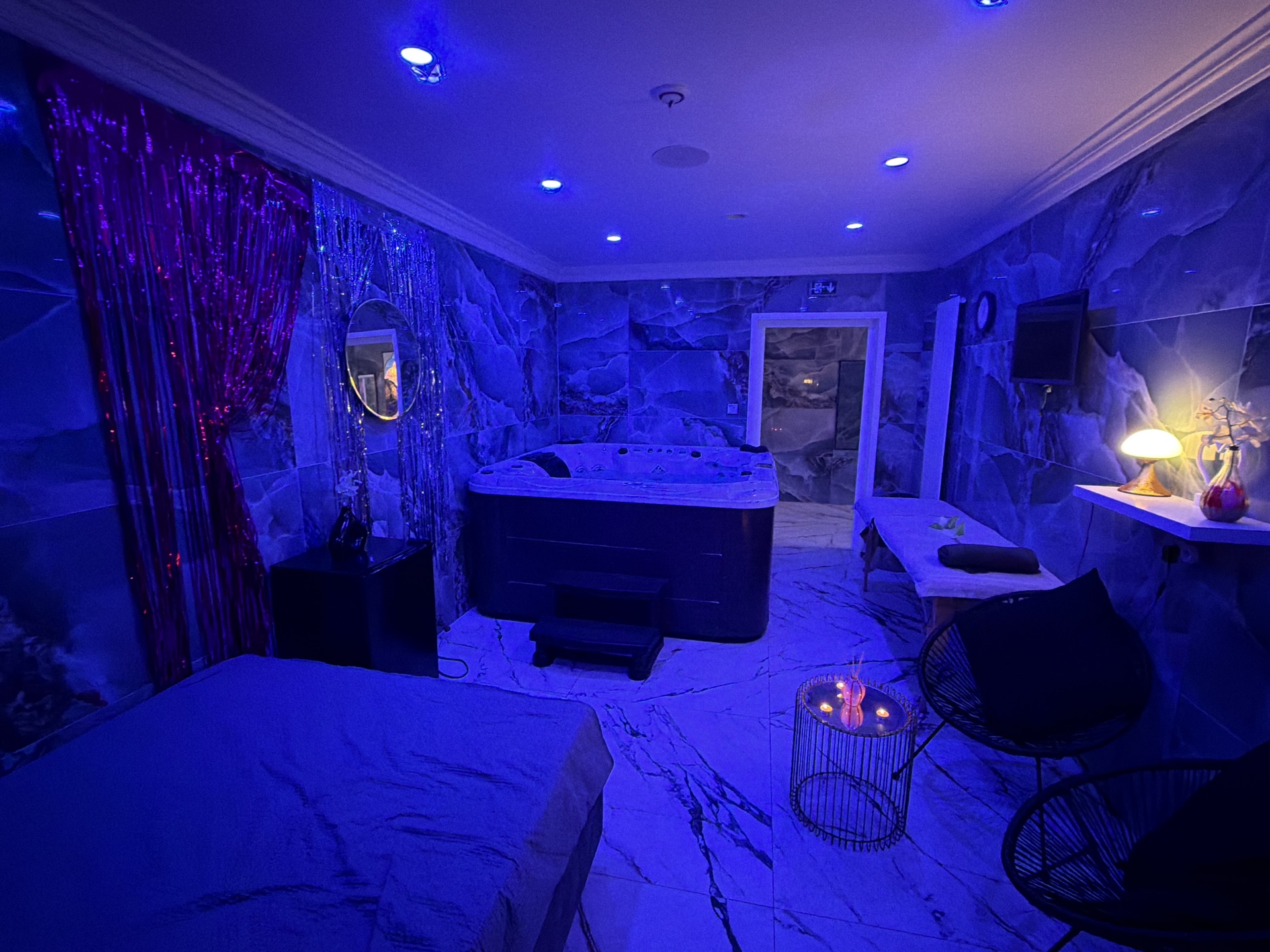 Love Room